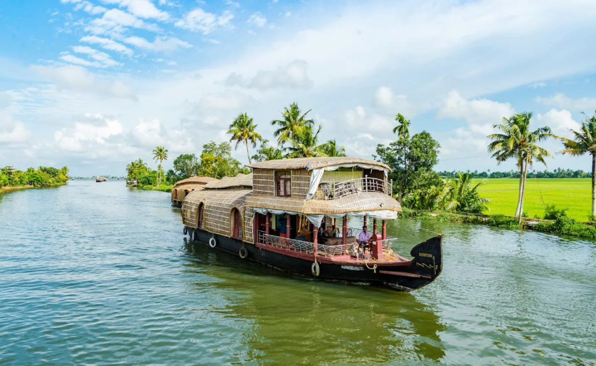 Kerala Backwaters Beach Tour
