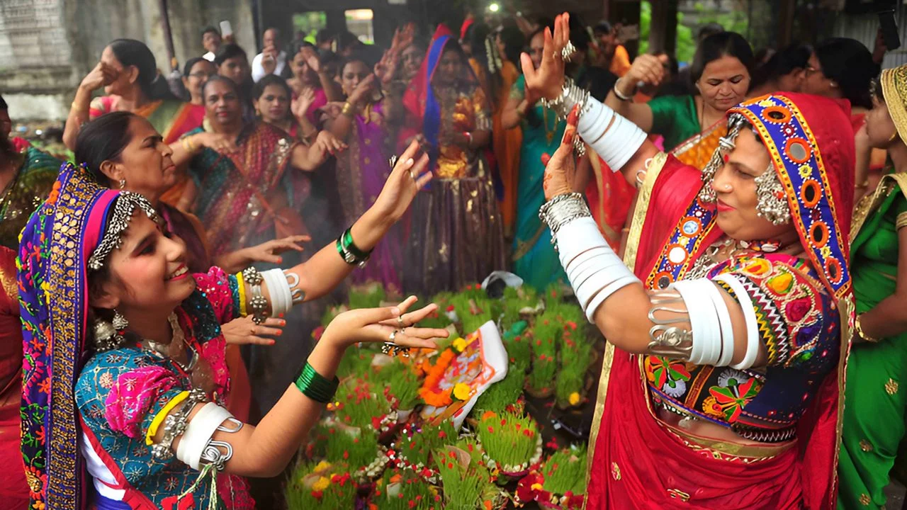 Classic India Tour with Teej Festival