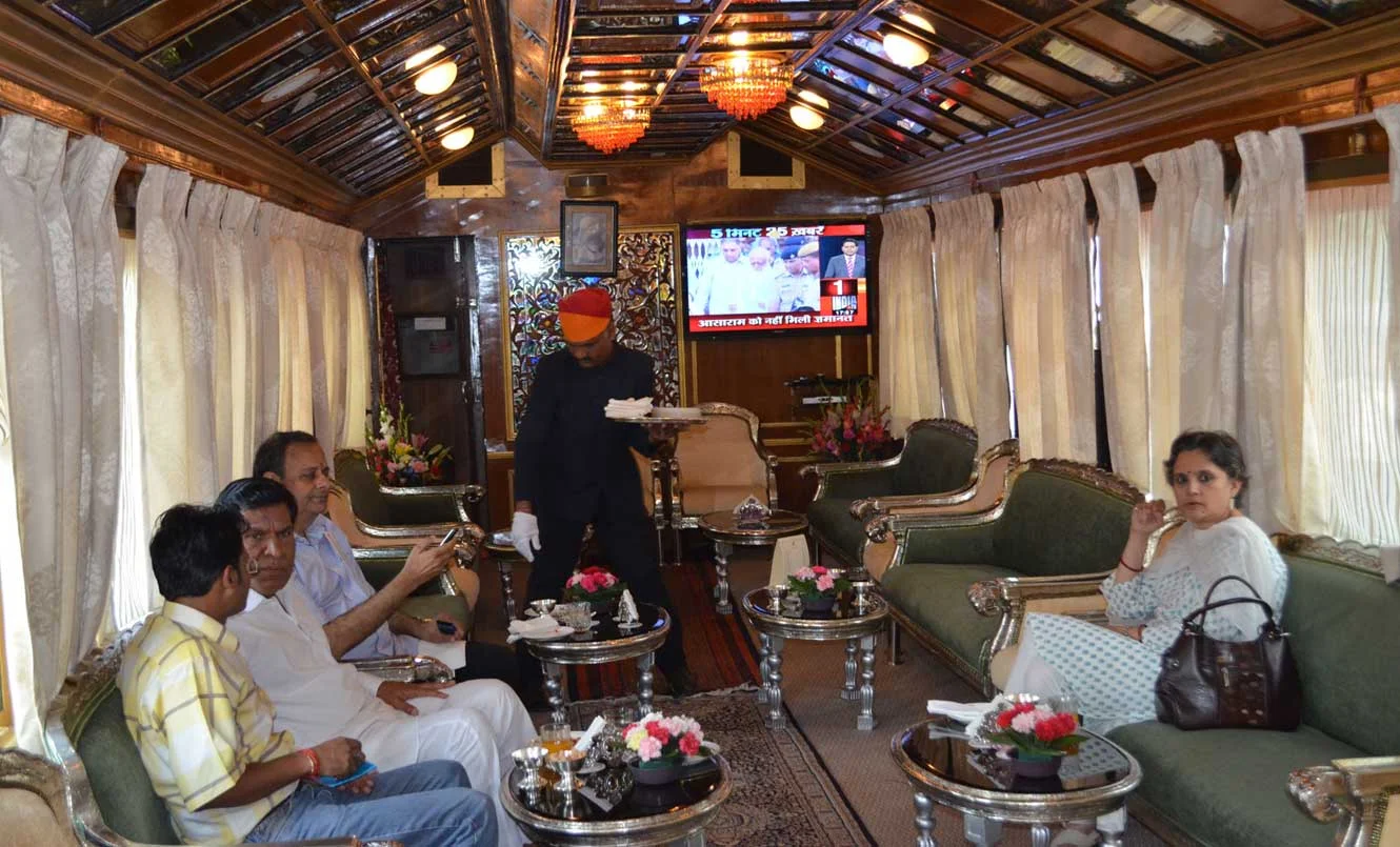 Palace on Wheels