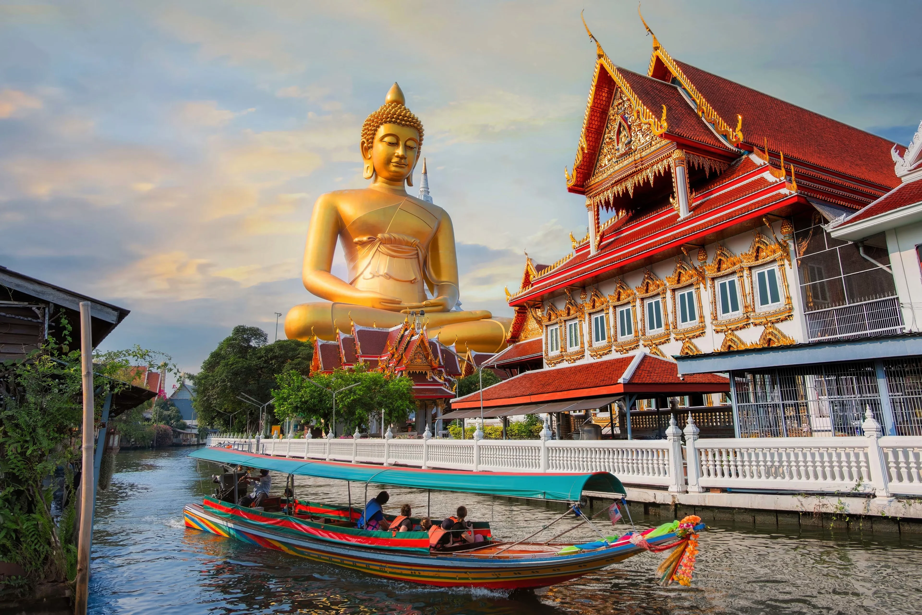 Thailand Grand Discovery Tour Package