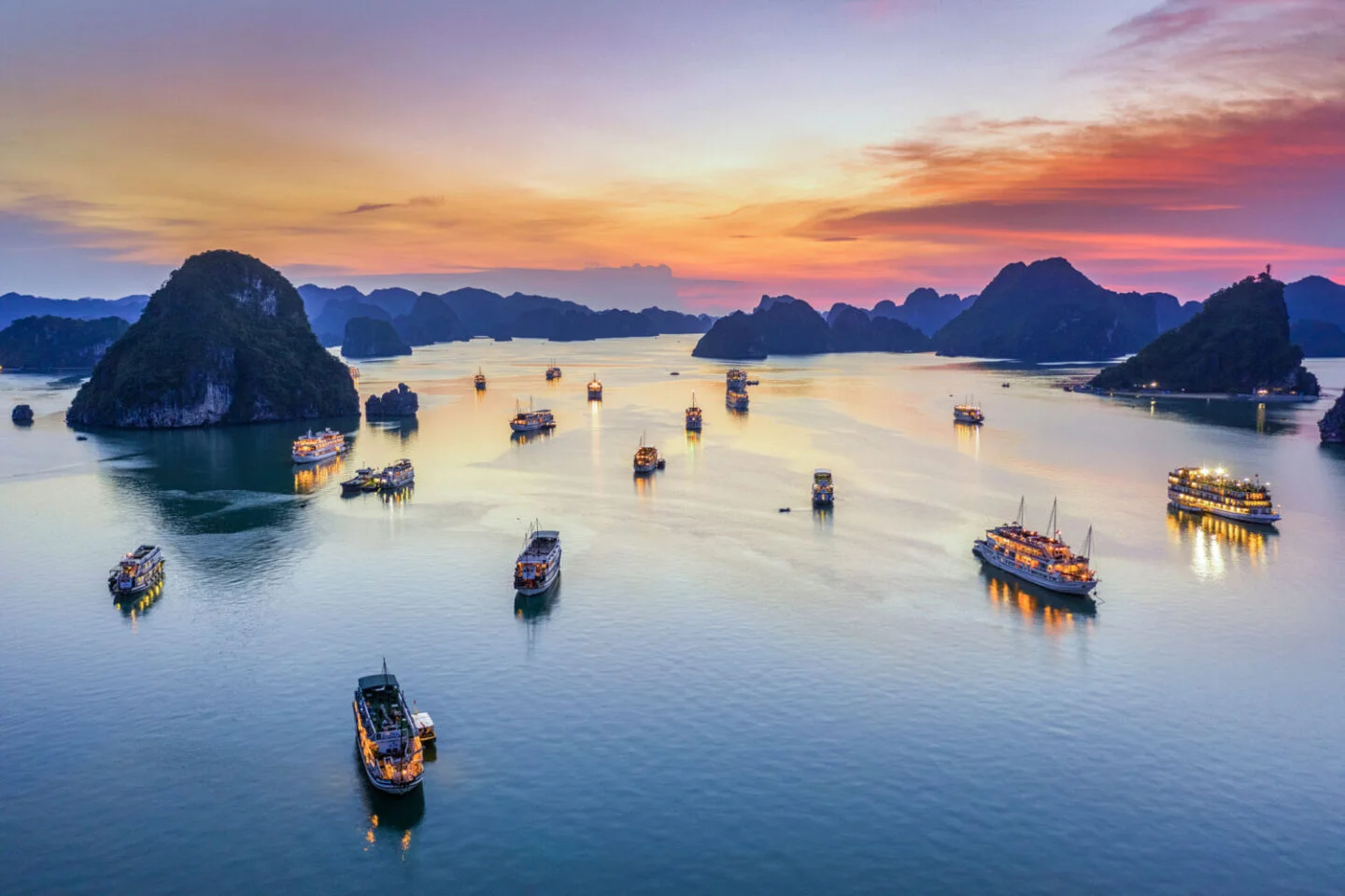 Classic Vietnam Discovery Tour - Hanoi Halong Bay Hoi An